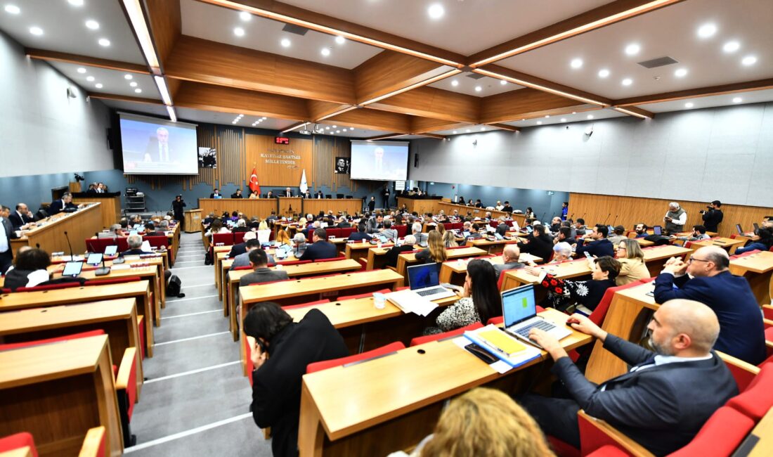 Hazine ve Maliye Bakanlığı tarafından yapılan kesintiler ve ekonomik zorluklar