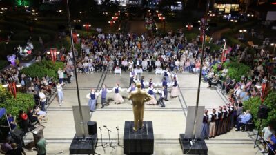 Menderes Belediyesi, 21-23 Mayıs tarihlerinde Uluslararası Mandalina Çiçeği Festivali düzenleyecek.