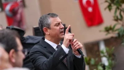 Saldırıya uğramasına rağmen programlarını iptal etmeyen CHP Genel Başkanı Özgür