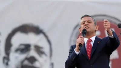 CHP Genel Başkanı Özgür Özel, bu sabah başlayan operasyonda gözaltına