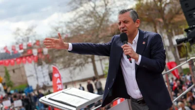 CHP Genel Başkanı Özgür Özel, Bursa'da düzenlenen "Millet İradesine Sahip