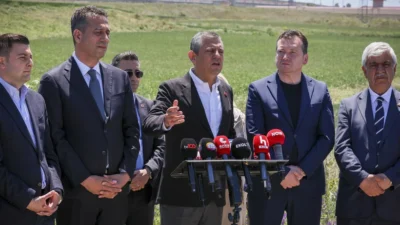 CHP Genel Başkanı Özgür Özel, Silivri Cezaevi'nde tutuklu bulunan İBB