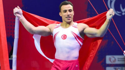 Milli cimnastikçi Adem Asil, Almanya’daki Avrupa Şampiyonası’nda halka aletinde altın