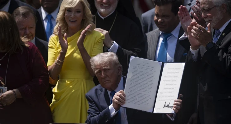 ABD Başkanı Donald Trump, Beyaz Saray'daki "Ulusal Dua Günü" etkinliğinde