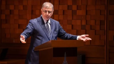 Grev sürecinde sendikanın uzlaşmaz tutum gösterdiğini belirten ve bu durumu