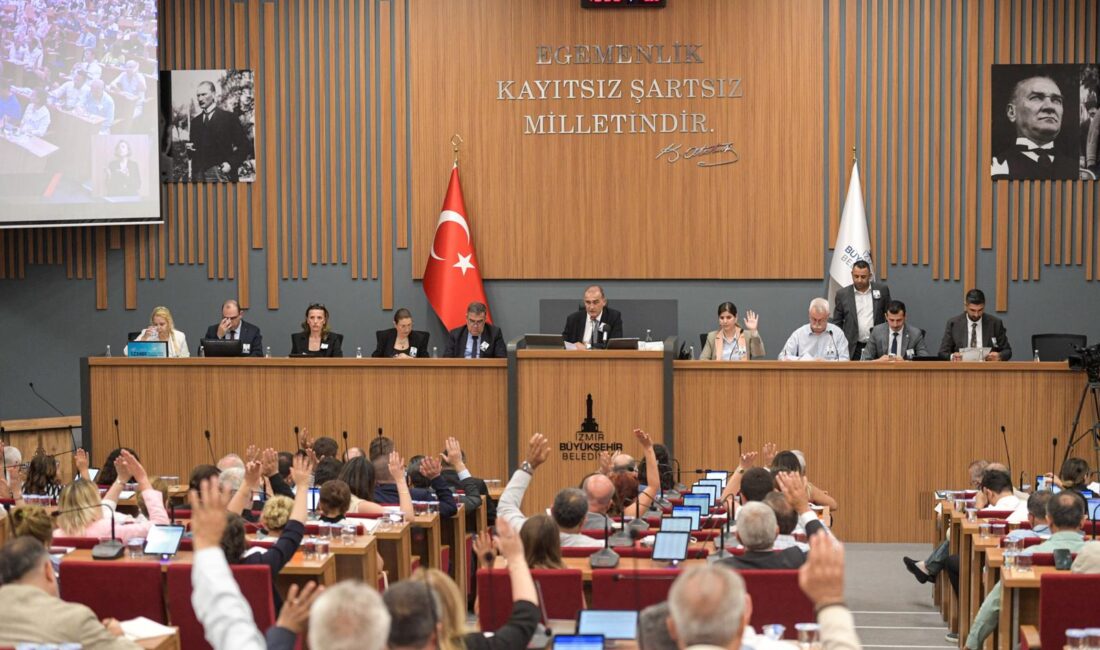 İzmir Büyükşehir Belediyesi Haziran ayı meclis toplantısında kentsel yaşamı doğrudan
