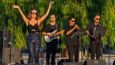 İzmir Büyükşehir Belediyesi tarafından Kültürpark’ta düzenlenen “Yaza Merhaba Festivali” başladı.