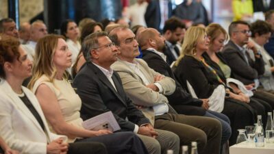 Roman Girişimciliğini Geliştirme İnsiyatifi’nin (REDI) hazırladığı “Türkiye Roman Girişimcilerin Geliştirilmesi