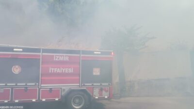 İzmir Büyükşehir Belediyesi ekipleri şiddetli rüzgar ve orman yangınlarının yol