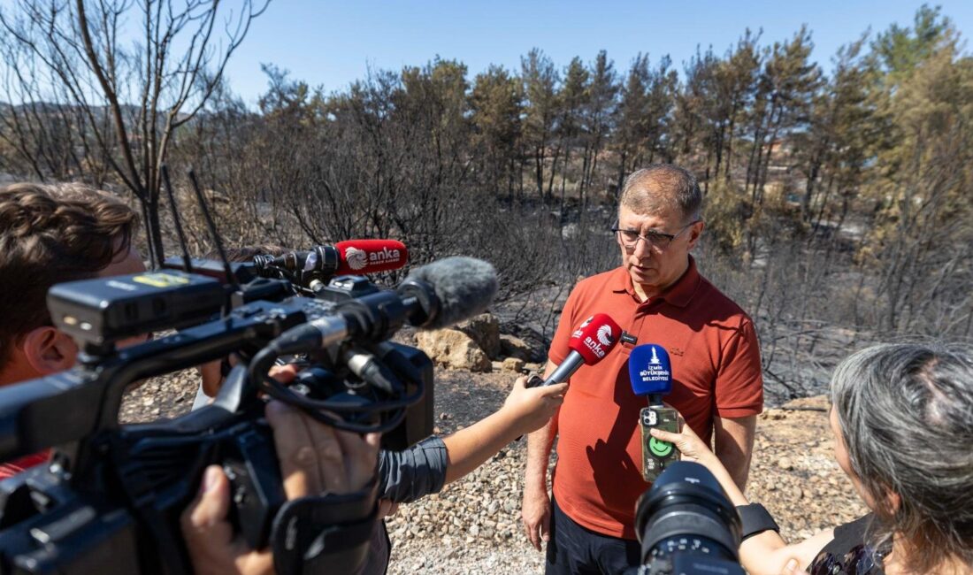 CHP’nin 38. Olağan Kurultayı’na ilişkin davanın ertelenmesini değerlendiren İzmir Büyükşehir