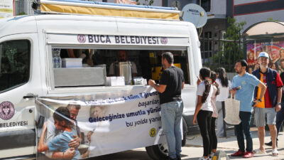 Buca Belediyesi, Liselere Geçiş Sistemi (LGS) sınavına giren öğrenciler ve