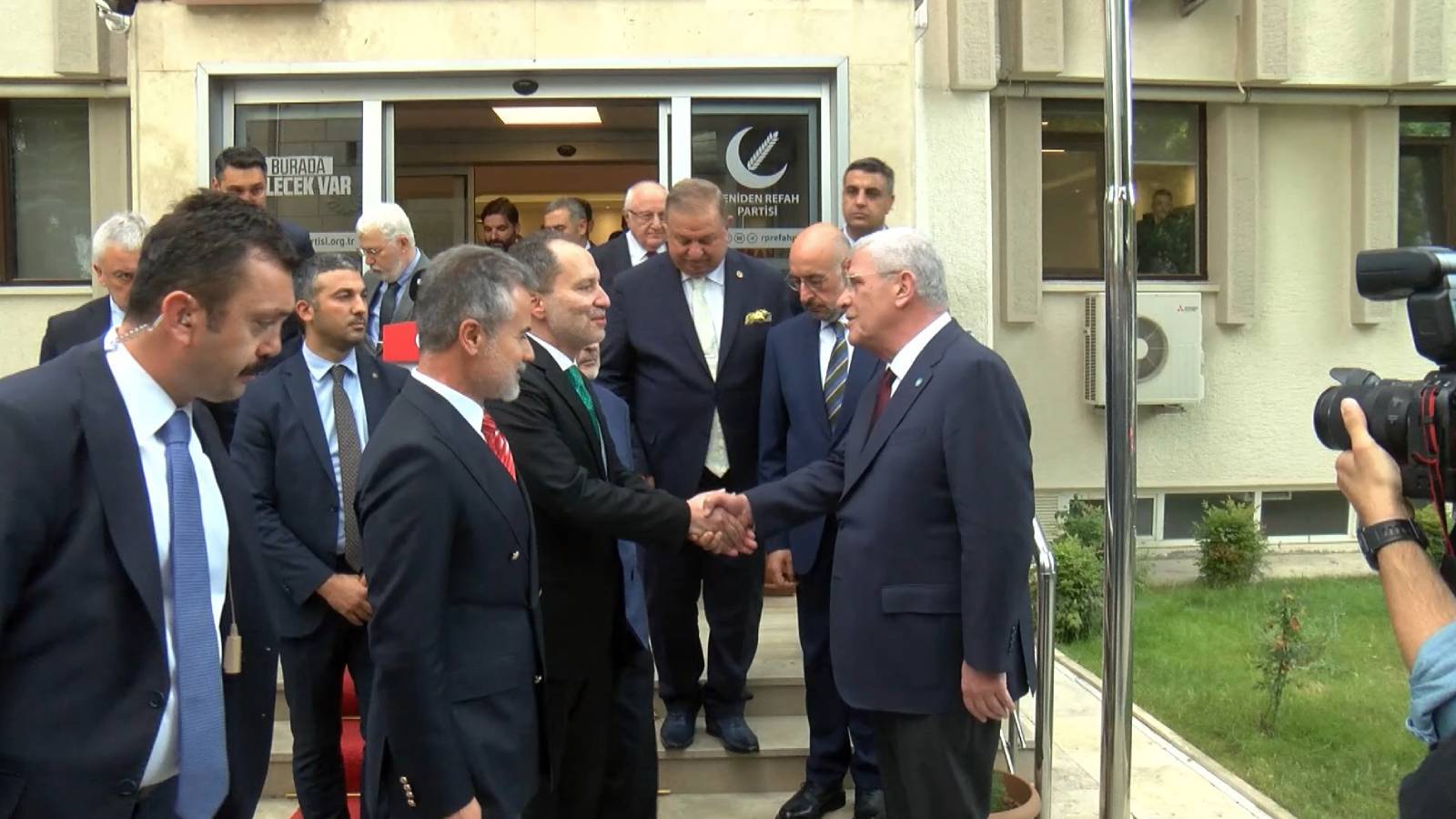 İyi Parti Genel Başkanı Müsavat Dervişoğlu, Yeniden Refah Partisi Genel Başkanı Fatih