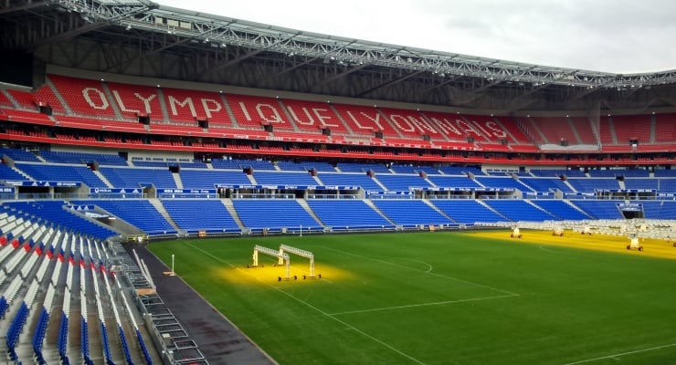 Fransa'nın köklü kulüplerinden Olimpik Lyon, mali sorunlar nedeniyle Ulusal Mali