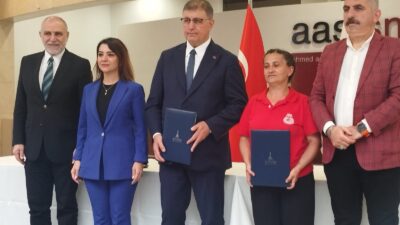 İzmir Büyükşehir Belediyesi ile sendikalar arasında 7 gün süren grev,