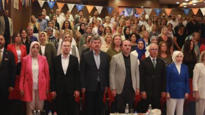 İzmir Milletvekili Kırkpınar ve İlçe Başkanı Köse, Karşıyaka'daki sorunları tek
