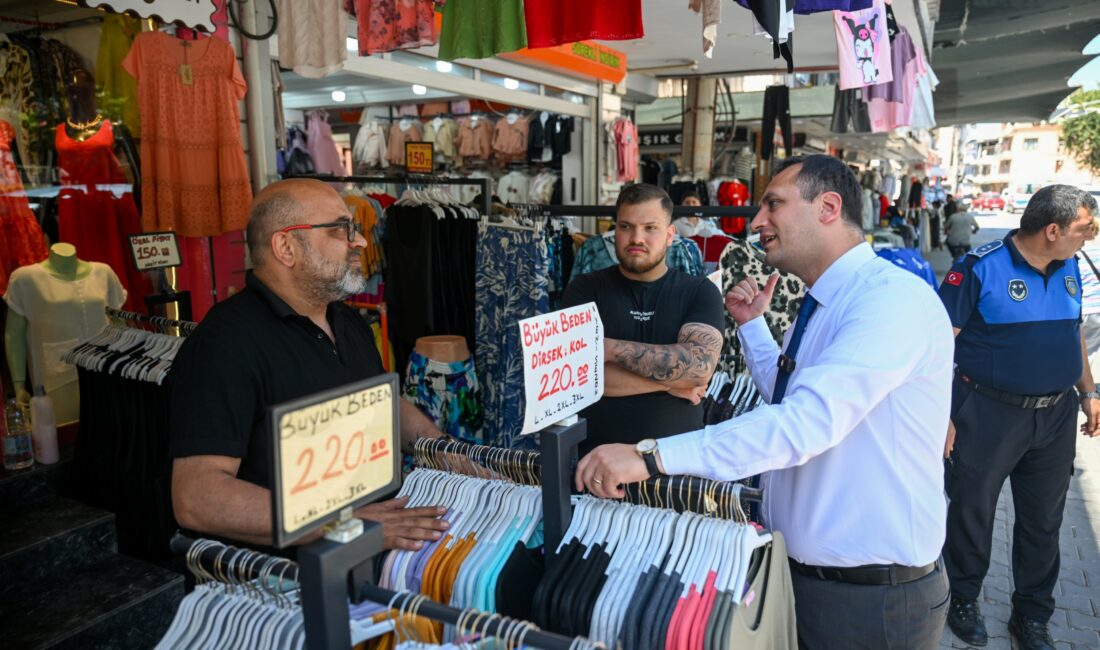 Bornova Belediye Başkanı Ömer Eşki, ilçenin en yoğun noktalarından biri