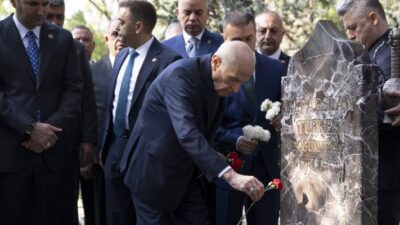MHP Genel Başkanı Devlet Bahçeli, Kurban Bayramı sabahı siyasi partilere