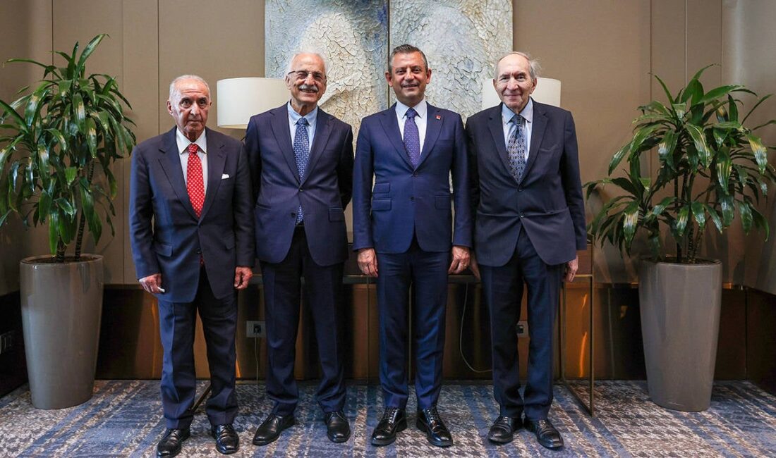 CHP’nin önceki dönem genel başkanları Altan Öymen, Hikmet Çetin ve
