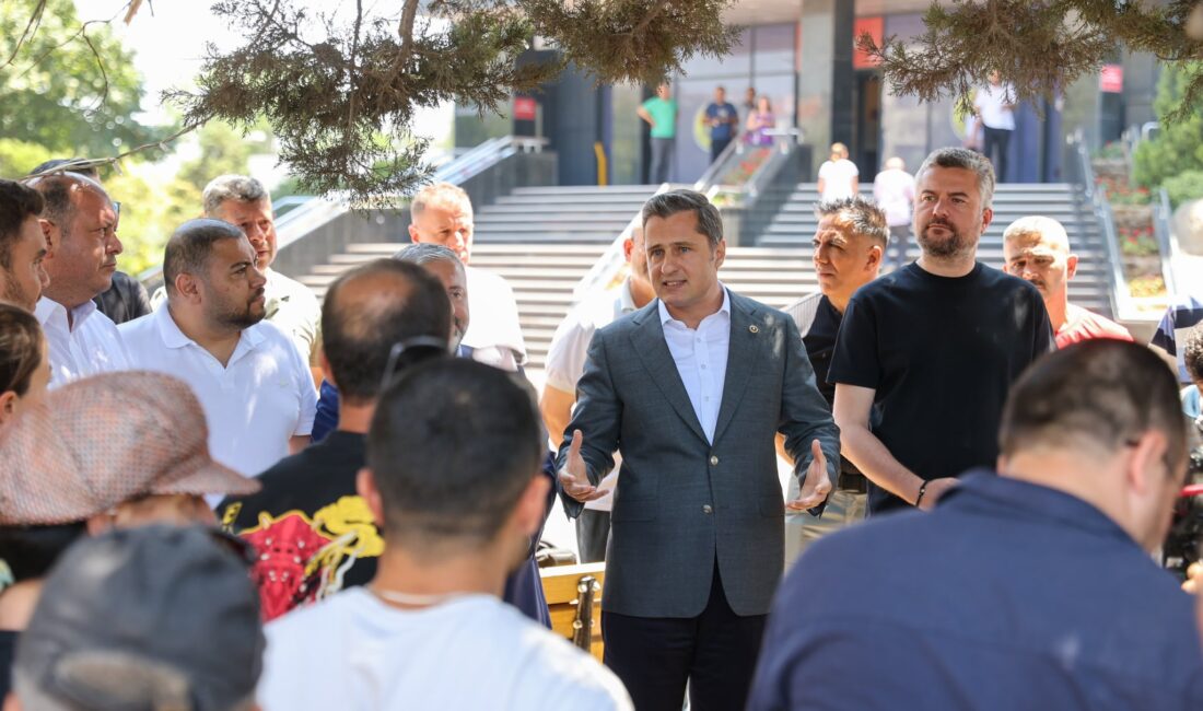 CHP Genel Başkan Yardımcısı, Parti Sözcüsü ve İzmir Milletvekili Deniz