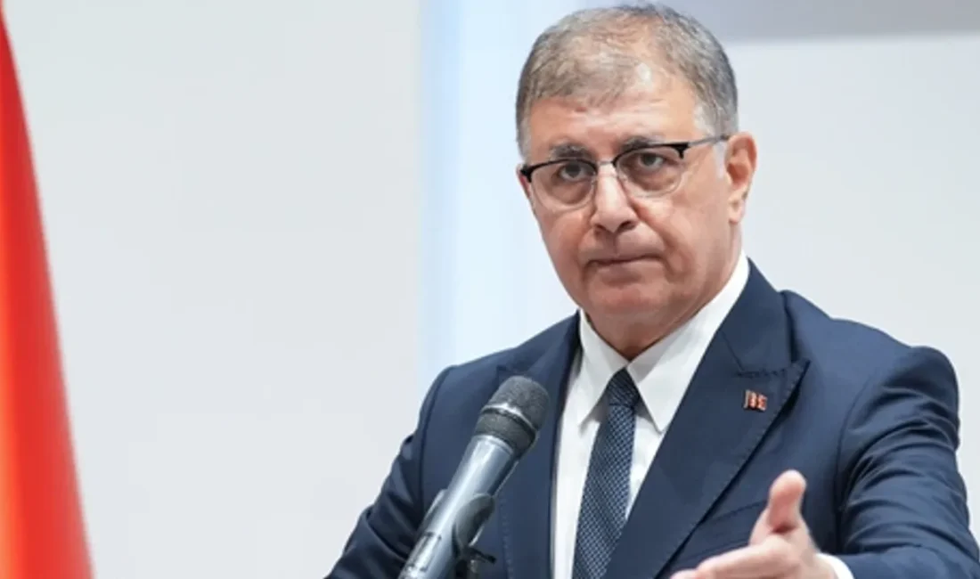 İzmir Büyükşehir Belediyesi’nde 1030 işçinin işten çıkarılması gündemde. Başkan Cemil