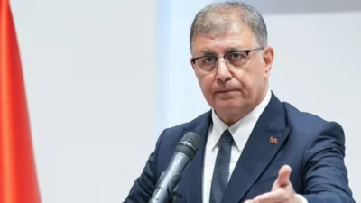 İzmir Büyükşehir Belediyesi’nde 1030 işçinin işten çıkarılması gündemde. Başkan Cemil