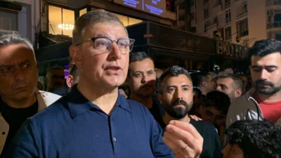 İzmir Büyükşehir Belediye Başkanı Cemil Tugay, beşinci gününe giren grevle