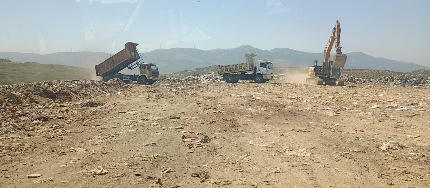 İzmir Büyükşehir Belediyesi’ne ait üç katı atık tesisine çevre ihlalleri