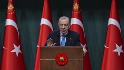 Cumhurbaşkanı Recep Tayyip Erdoğan, İsrail-İran çatışmasının sona ermesi için yoğun