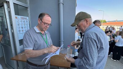 Edirne'de yaşayan 81 yaşındaki Şevki Kılıç, gençlere örnek olmak için