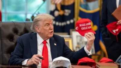 ABD Başkanı Donald Trump, İran’ın Katar’daki El-Udeyd Hava Üssü’ne yaptığı