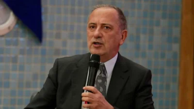 Youtube kanalındaki açıklamaları nedeniyle "cumhurbaşkanını tehdit" suçlamasıyla dün akşam gözaltına