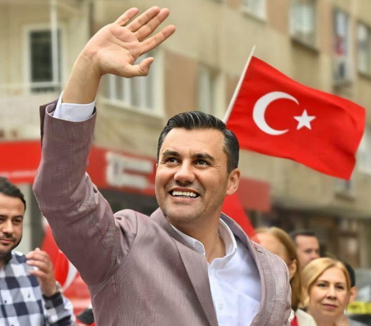 Evindeki havuzun makine dairesinde elektrik akımına kapılarak hayatını kaybeden Manisa