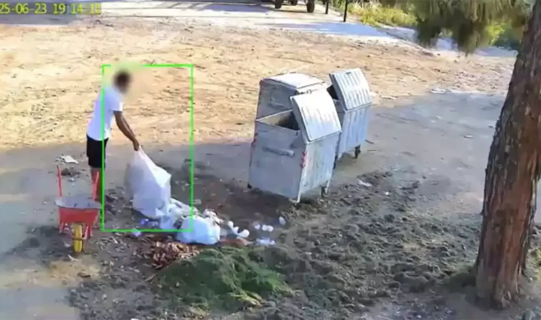 Fethiye'de bazı kişilerin çöpleri konteynerlere atmak yerine etrafa saçtığı anlar