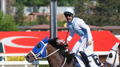 Türk at yarışçılığının en prestijli organizasyonu olan Gazi Koşusu'nun 99'uncusunda