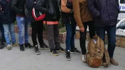 İçişleri Bakanlığı'nın 51 ilde eş zamanlı düzenlediği operasyonlarda 273 organizatör