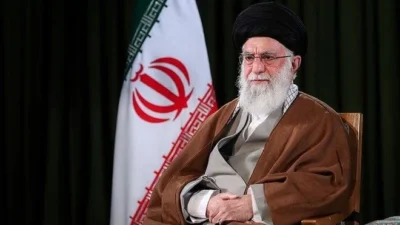 İran lideri Hamaney, İsrail'in Devrim Muhafızları Ordusu Komutanı Selami'yi de