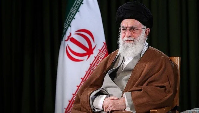 İran lideri Hamaney, İsrail'in Devrim Muhafızları Ordusu Komutanı Selami'yi de