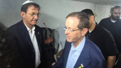 İsrail-İran savaşının beşinci gününde Tel Aviv'e yönelik yeni füze saldırılarında
