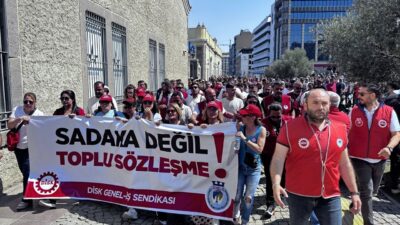 İzmir Büyükşehir Belediyesi'nde 23 bin işçinin başlattığı grev beşinci gününde