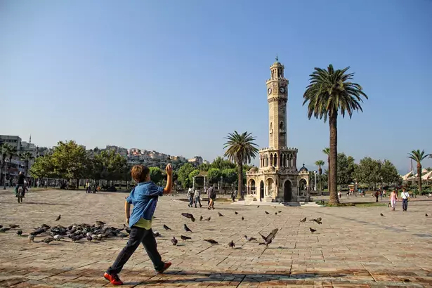 İzmir'de hava sıcaklıkları bu hafta artışa geçiyor. Meteoroloji Genel Müdürlüğü