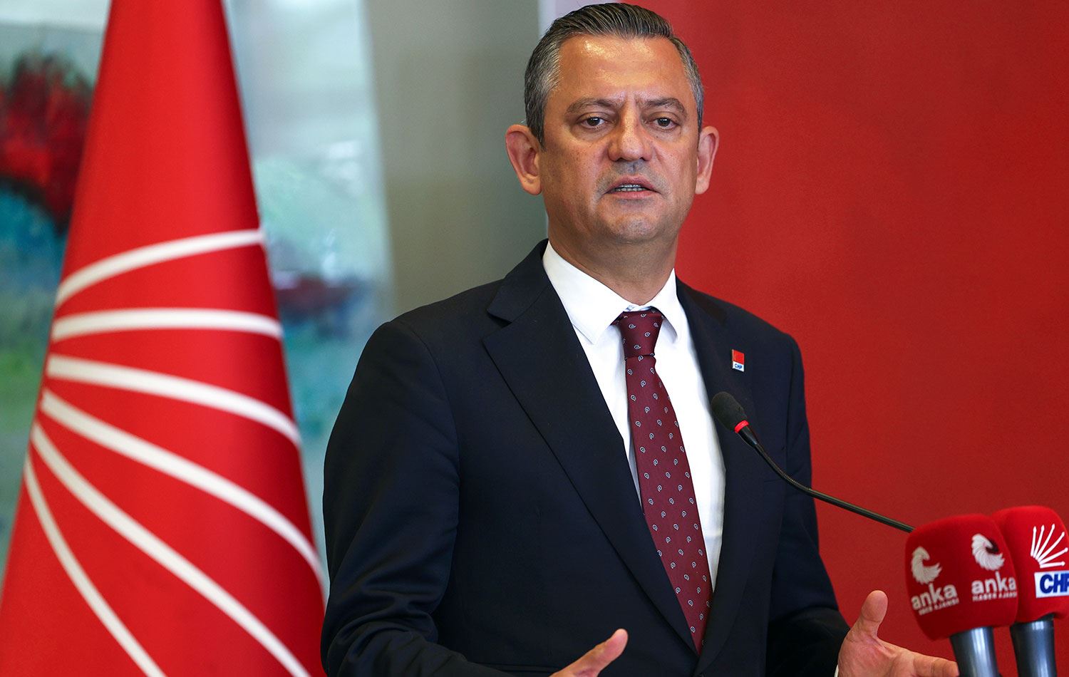 CHP Genel Başkanı Özgür Özel, İsrail’in İran’a yönelik saldırısını sert
