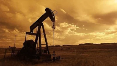 Petrol fiyatları, İsrail'in İran'a saldırı düzenlemesinin ardından yüzde 7'den fazla