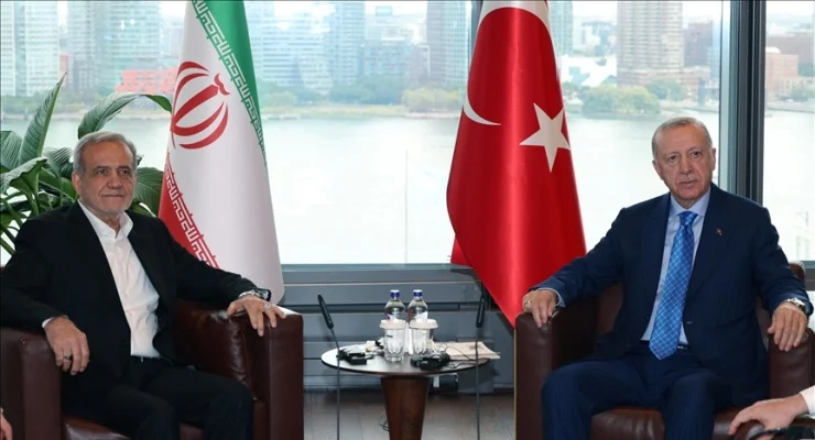 Cumhurbaşkanı Recep Tayyip Erdoğan, İsrail'in saldırılarının ardından İran Cumhurbaşkanı Mesut
