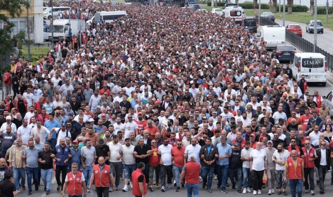 İzmir Büyükşehir Belediyesi’ne bağlı 23 bin işçinin sürdürdüğü grev altıncı