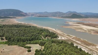 İzmir’in en büyük içme suyu kaynağı olan Tahtalı Barajı’nda su