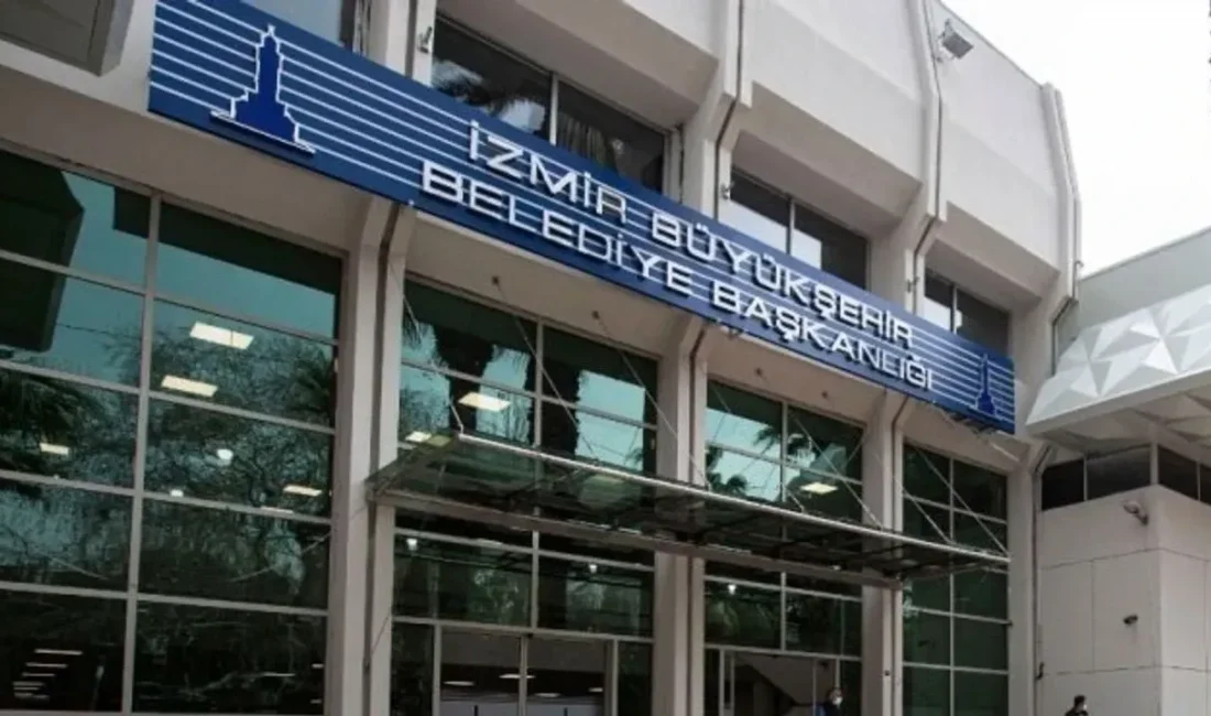 İzmir Büyükşehir Belediye Başkanı Cemil Tugay, Fen İşleri Daire Başkanlığı'nda