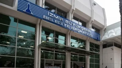 İzmir Büyükşehir Belediye Başkanı Cemil Tugay, Fen İşleri Daire Başkanlığı'nda