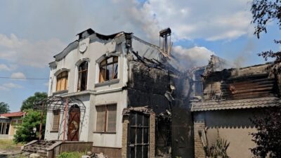 İstanbul'daki barış görüşmeleri öncesinde saldırılar şiddetlendi. Rusya'nın düzenlediği hava saldırılarında