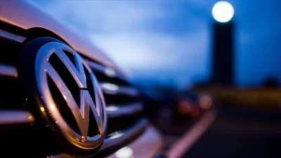 Teknolojik yeniliklere rağmen kullanıcı eleştirilerini dikkate alan Volkswagen, 2026 yılından