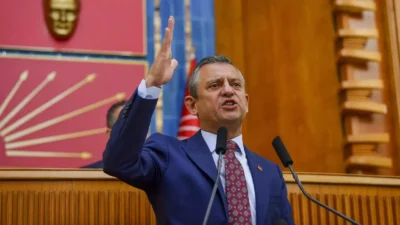 CHP Genel Başkanı Özgür Özel, Meclis’te kurulacak komisyonda eşit temsile